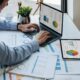 Descubra por qué el 60% del tiempo de su gerencia se pierde en la creación manual de reportes y cómo la Business Intelligence transforma datos en decisiones estratégicas